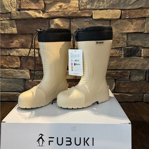 Fubuki Niseko 2.0  US Women’s 10/Mens 8/EU 41 in color Sand